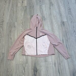 Nike Women's Lightweight Pink Hooded Jacket